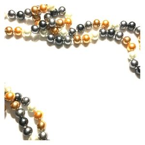 ⚜️Tri color Classic Cultured Pearl  Necklace ⚜️